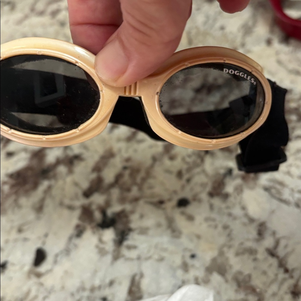 Original Dog Goggles in Cream - Brand - Picture 3 of 4